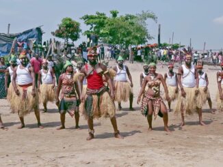 Fally Ipupa - Eloko Oyo (Clip officiel)